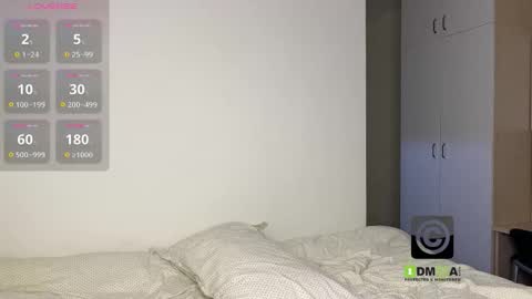 Snapshot of twink000000 chatting on 03/15/26, 07:14 Teacher online show from 03/15/26, 07:14
