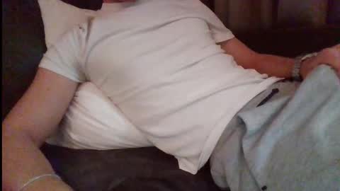 Snapshot of twink22cm_ chatting on 11/21/25, 11:42 Twink22cm online show from 11/21/25, 11:42