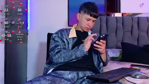 Snapshot of twink_daren chatting on 09/08/25, 04:39 Mr Daren online show from 09/08/25, 04:39