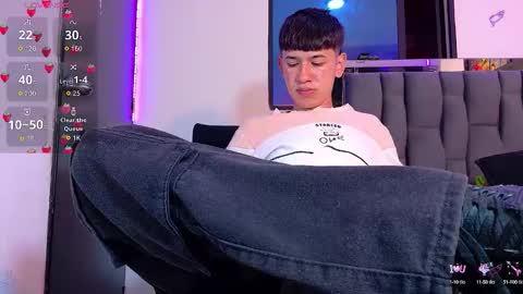 Snapshot of twink_daren chatting on 09/11/25, 05:02 Mr Daren online show from 09/11/25, 05:02