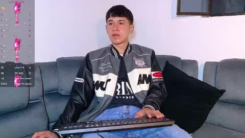 Snapshot of twink_daren chatting on 11/12/25, 07:13 Mr Daren online show from 11/12/25, 07:13