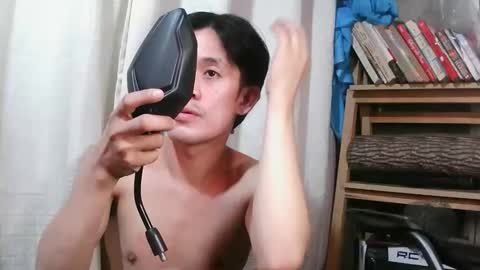 twink_lester online show from 10/24/25, 08:22