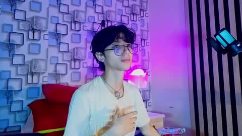 Sebastin online show from 05/07/26, 12:21