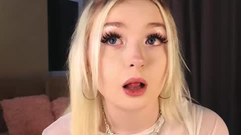 twinklefluff online show from 11/07/25, 04:29