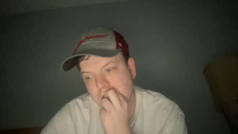 Snapshot of twinkmikexxx12 chatting on 05/23/26, 07:18 mike online show from 05/23/26, 07:18