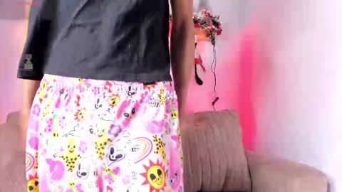 twinksboys_23 online show from 11/13/25, 12:15