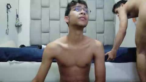 Snapshot of twinksecrets_ chatting on 03/05/26, 09:05 twinksecrets_ online show from 03/05/26, 09:05