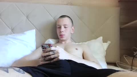 TwinkyBoyxq online show from 09/25/25, 10:41