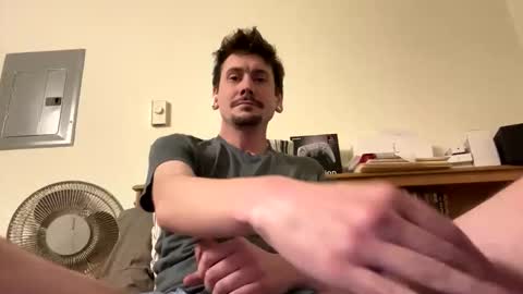 Snapshot of twinkymcgee1234 chatting on 12/15/25, 08:07 TwinkyMcgee online show from 12/15/25, 08:07