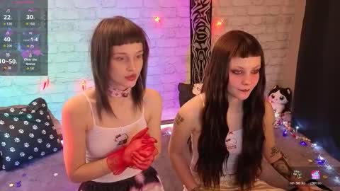 Snapshot of twins_terror chatting on 12/20/25, 06:04 Sin and Skin online show from 12/20/25, 06:04