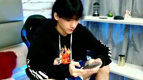 twinslovers_ online show from 11/10/25, 03:16