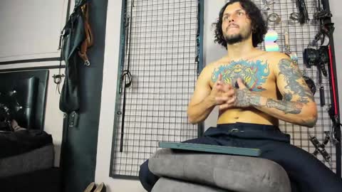 Clio  Tadeo online show from 12/27/24, 12:39