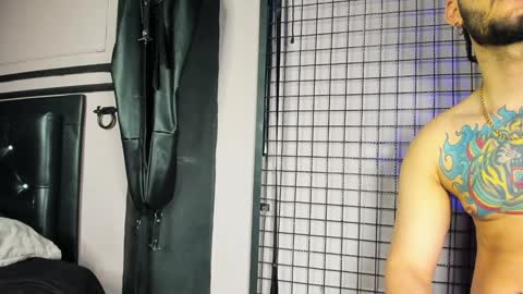 Clio  Tadeo online show from 01/15/25, 09:20