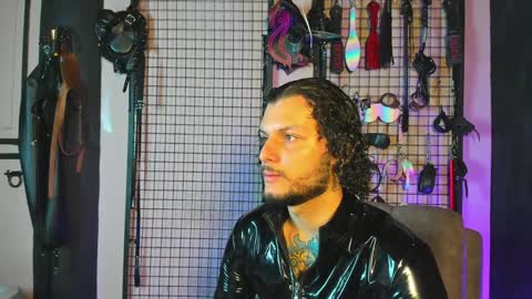 Clio  Tadeo online show from 01/28/25, 12:00