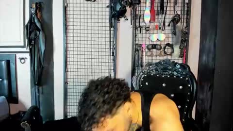 Snapshot of twisted_fantasy_ chatting on 02/02/26, 03:27 Clio Tadeo online show from 02/02/26, 03:27