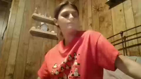 Snapshot of twizzler_twizzle chatting on 10/13/25, 03:50 twizzler_twizzle online show from 10/13/25, 03:50