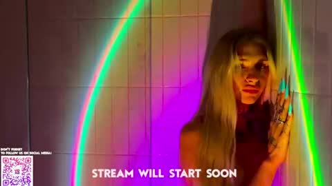 Molly and Nick online show from 04/26/26, 04:15