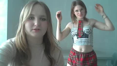 Snapshot of two_angels_ chatting on 04/07/26, 11:10 Lina and Katia online show from 04/07/26, 11:10