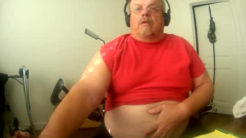 Snapshot of two_wheels_two_balls chatting on 12/15/25, 07:29 two_wheels_two_balls online show from 12/15/25, 07:29