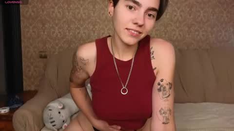 Snapshot of twobabesweet chatting on 07/07/26, 09:24 Welcome guys We Lili and Vic PVT open online show from 07/07/26, 09:24