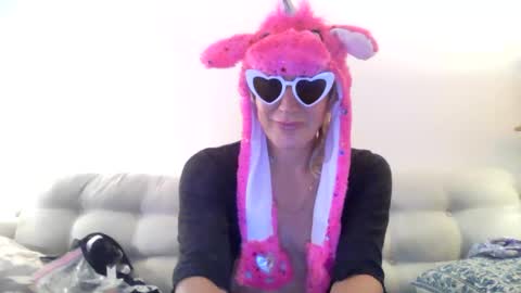 twoboobsonepenis online show from 05/16/26, 02:41