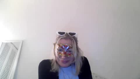 Snapshot of twoboobsonepenis chatting on 06/25/26, 09:03 twoboobsonepenis online show from 06/25/26, 09:03