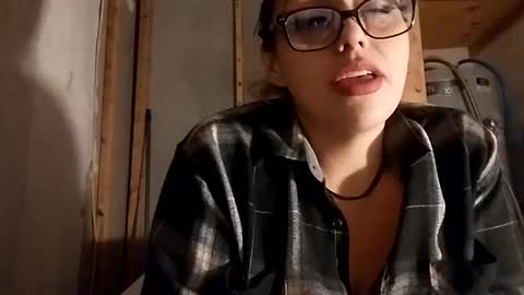 Twocrazy85 online show from 11/17/25, 06:08