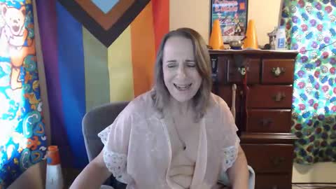 Snapshot of twocumkerry chatting on 02/14/26, 07:32 twocumkerry online show from 02/14/26, 07:32