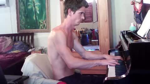 Snapshot of twoforallprivate chatting on 01/04/25, 06:30 TobeBritta online show from 01/04/25, 06:30