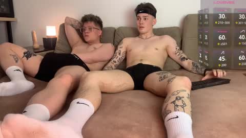 Noah blonde and Josh dark hair Nike guy online show from 04/05/26, 03:20
