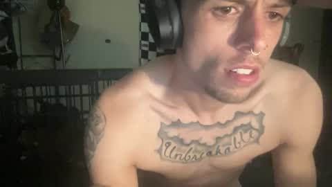 Snapshot of twons6015 chatting on 12/14/24, 11:01 twons6015 online show from 12/14/24, 11:01