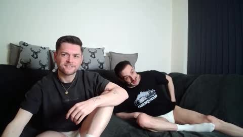 Snapshot of twotwinkhusbands chatting on 02/14/26, 10:39 RyanRowan online show from 02/14/26, 10:39