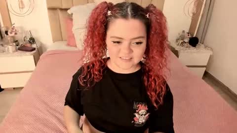 Twiggy online show from 02/25/25, 08:19