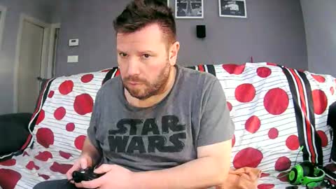 Snapshot of txan9876 chatting on 01/11/26, 10:53 Txan Chan online show from 01/11/26, 10:53