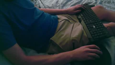 Snapshot of ty_322 chatting on 08/03/26, 08:45 ty_322 online show from 08/03/26, 08:45