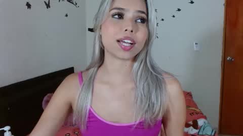 tyfanny19 online show from 01/30/25, 01:55