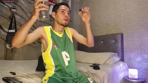 Snapshot of tyl3r_coop3r chatting on 02/18/26, 03:30 tyl3r_coop3r online show from 02/18/26, 03:30