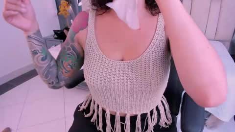  TYLA  online show from 05/17/26, 03:37
