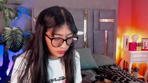 Snapshot of tyla_ks chatting on 09/24/25, 08:34 tyla_ks online show from 09/24/25, 08:34