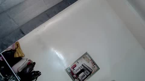 Snapshot of tyla_winters chatting on 09/18/25, 06:04 Tyla 3 online show from 09/18/25, 06:04