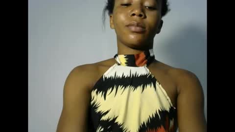 Snapshot of tylaluv chatting on 10/08/25, 12:52 Jelena online show from 10/08/25, 12:52