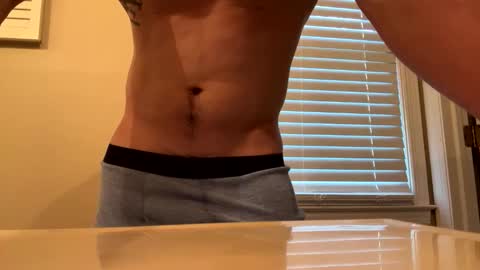 Snapshot of tyler8954 chatting on 04/03/26, 08:40 tyler8954 online show from 04/03/26, 08:40