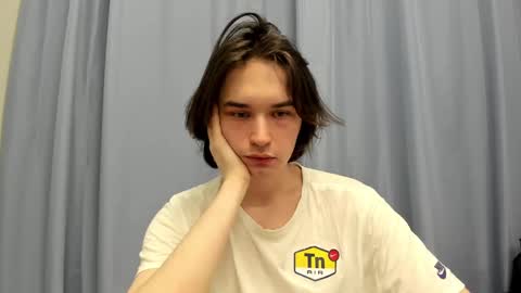 Snapshot of tyler__johnson chatting on 01/23/25, 10:11 Tyler  johnson online show from 01/23/25, 10:11