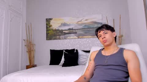 Tyler online show from 09/28/25, 03:01