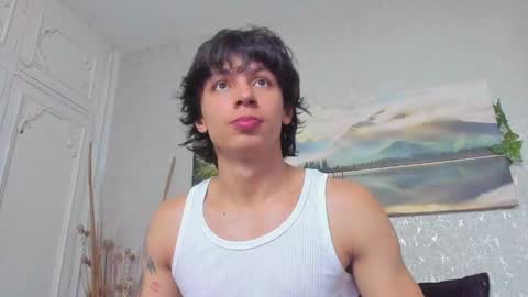 Snapshot of tyler_durtenn chatting on 05/28/26, 04:10 Tyler online show from 05/28/26, 04:10