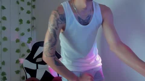 Snapshot of tyler_garcia_ chatting on 02/05/25, 02:59 Tyler Garcia online show from 02/05/25, 02:59