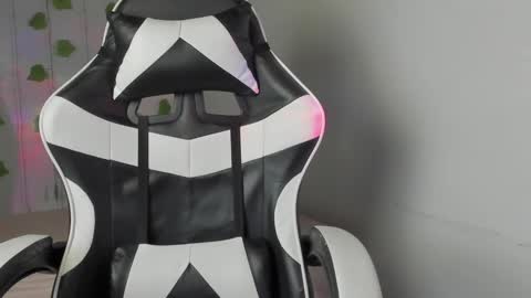 Snapshot of tyler_garcia_ chatting on 02/11/25, 08:15 Tyler Garcia online show from 02/11/25, 08:15