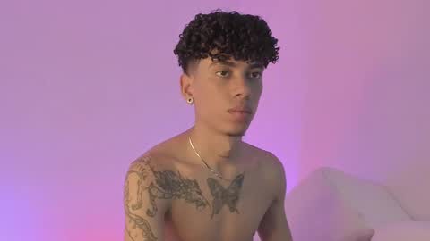 Snapshot of tyler_garcia_ chatting on 03/10/25, 04:28 Tyler Garcia online show from 03/10/25, 04:28