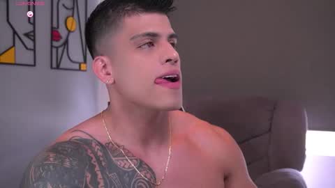 Snapshot of tyler_muscle chatting on 02/24/26, 04:49 David online show from 02/24/26, 04:49