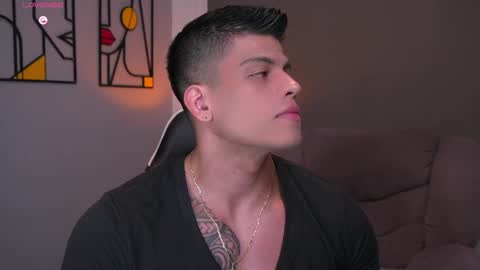 Snapshot of tyler_muscle chatting on 02/28/26, 02:34 David online show from 02/28/26, 02:34